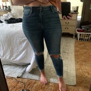 American Eagle High Rise Skinny Jeans